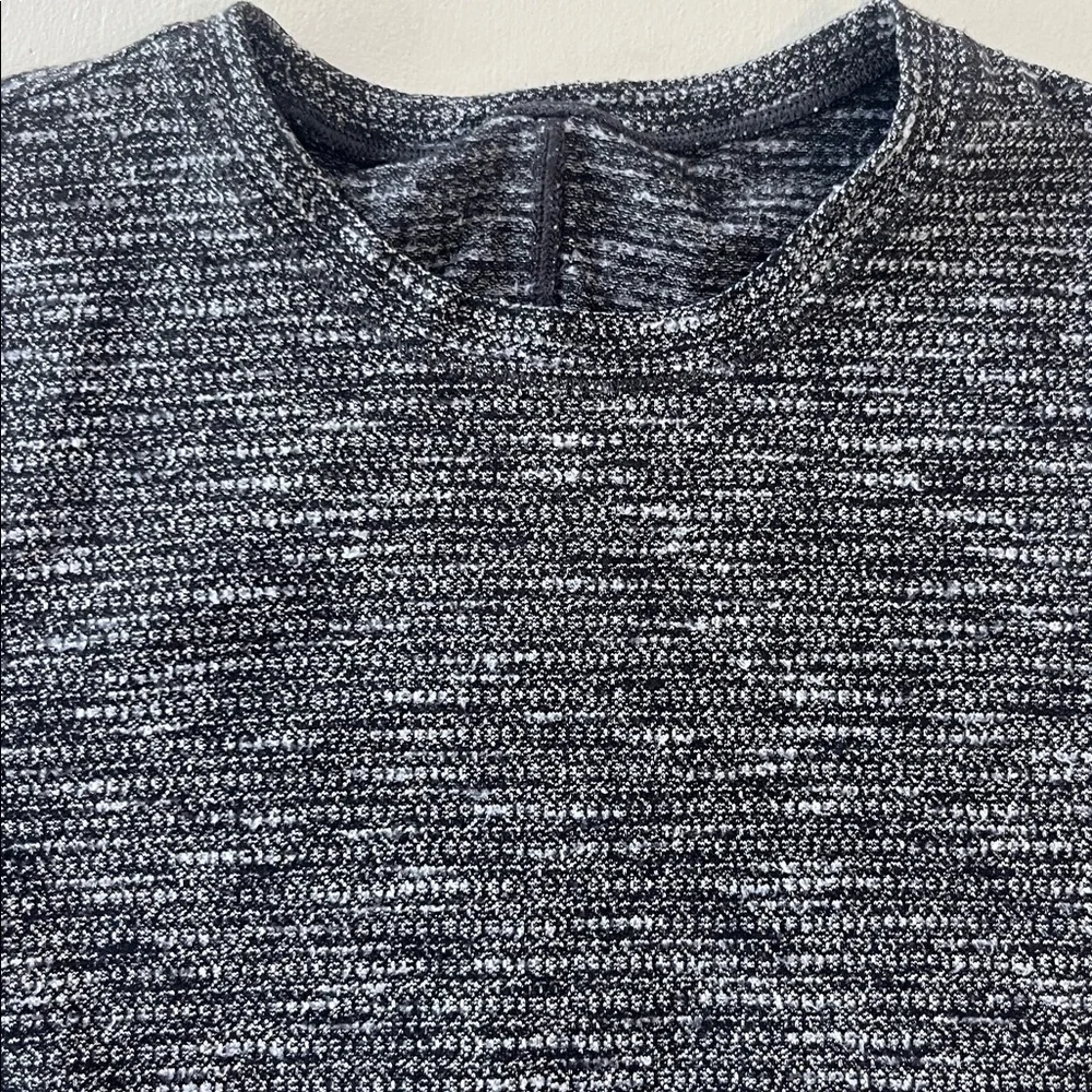 Lululemon Athletica Charcoal Long Sleeve Top Heathered Black/Grey